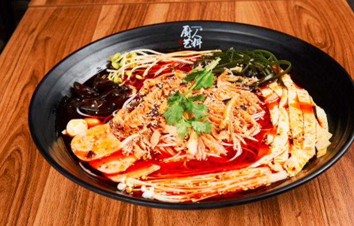 廚人藝料火鍋米線加盟_3