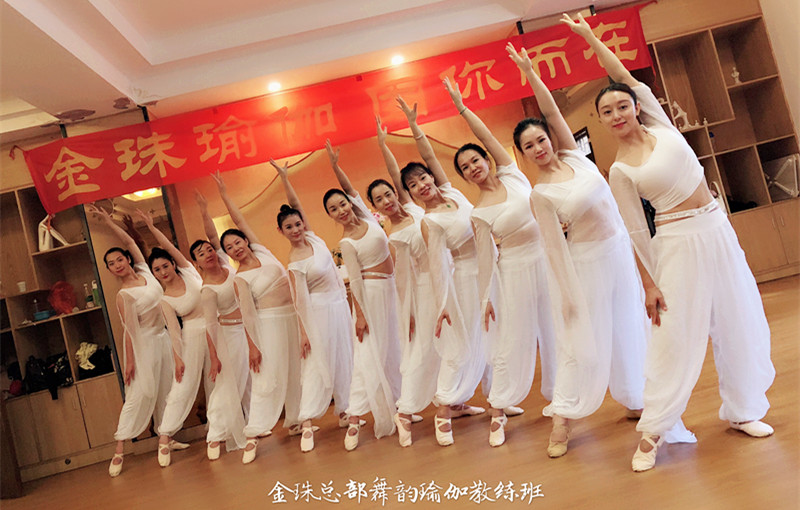 舞蹈就是要不斷練習、不斷找感覺，并融入自己的情感，才可以稱得上完美_1