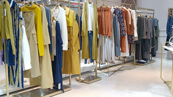 米梵&張莉折扣女裝正品剪標(biāo)一手貨源北京庫存服裝批發(fā)_2