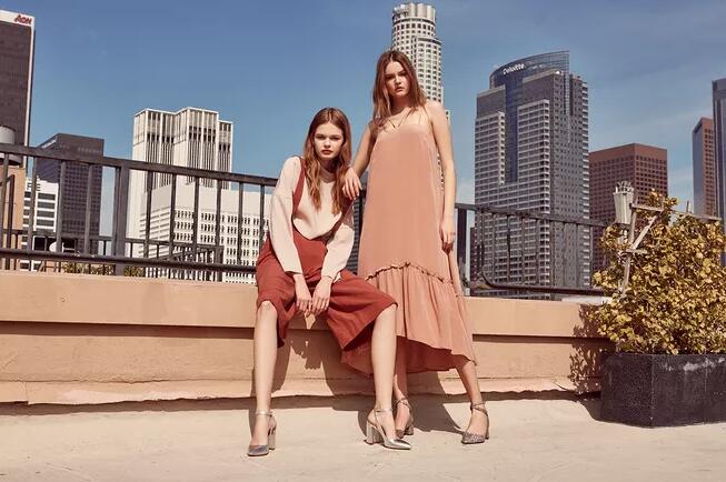 迪歐摩尼時裝女鞋加盟品牌：助你步入精彩人生！_1