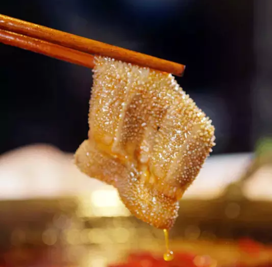 重庆本地人常去哪家店吃火锅？这家店分分钟能征服你的心和胃！_2