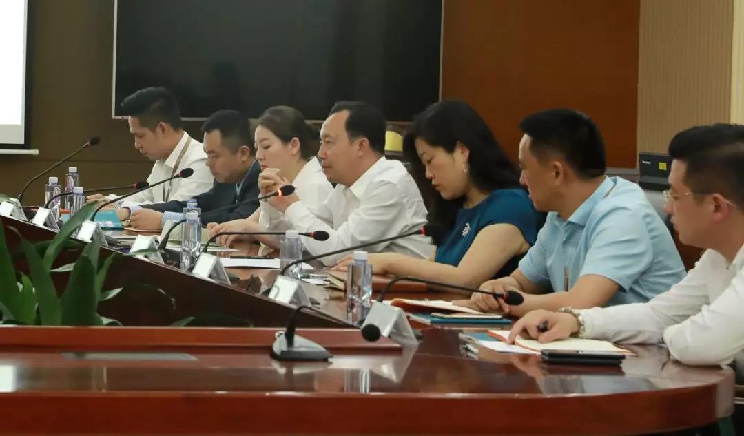 贵州铜仁市市长考察维也纳酒店集团:抗衰老养生文化主题酒店或将落地梵净山(图)_2