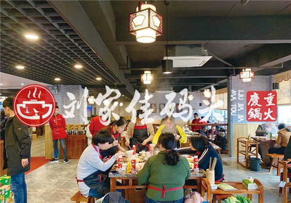 重庆火锅店加盟好不好？生意火爆的经营技巧都在这（图）_5