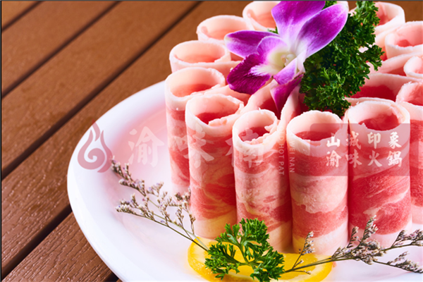 重慶火鍋哪家最好吃？這家讓本地人排隊(duì)稱贊_5