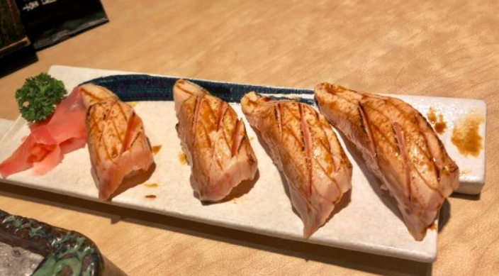 鱼四季日本料理味道纯正，装修风格清新典雅。（图）_1