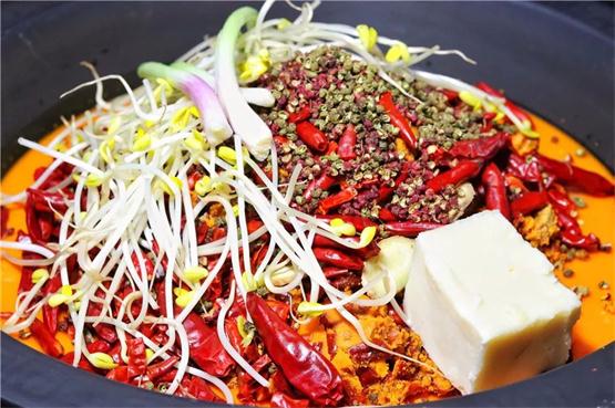 重慶本地人推薦的正宗老火鍋？這家千萬不要說出去不然就打擠了?。▓D）_2