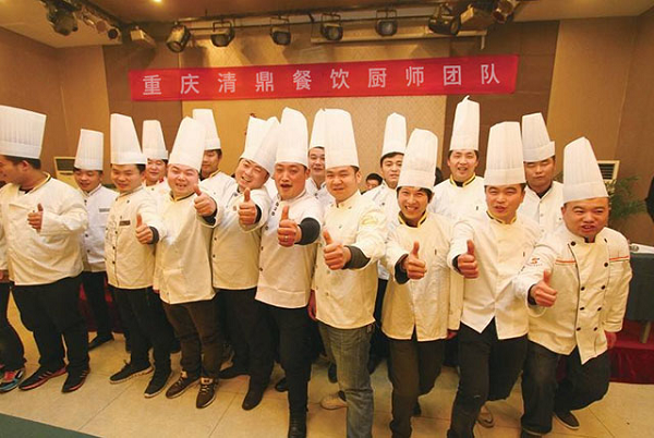 加盟哪家重慶火鍋品牌好？這家給你全面的創(chuàng)業(yè)保障_4