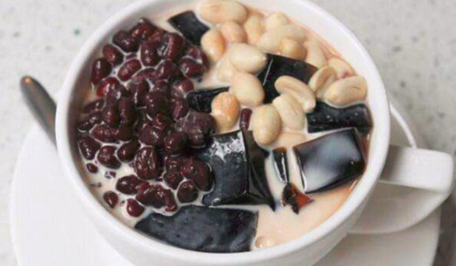 甄多燒仙草加盟_3