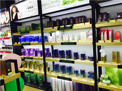 广州小资生活化妆品公司带领投资者致富，多品牌优势助力开店（图）_2