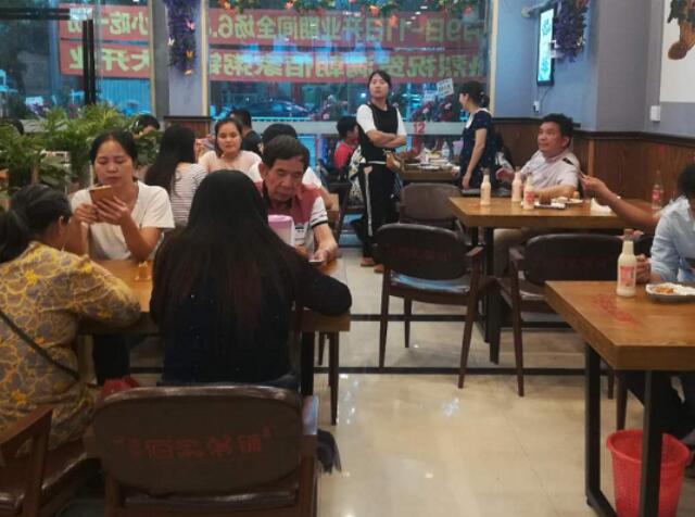 想開粥店沒經(jīng)驗(yàn)怎么辦？滿朝佰家粥鋪全面指導(dǎo)助力創(chuàng)業(yè)夢(mèng)（圖）_1