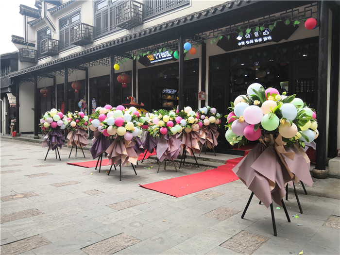 開動(dòng)漫加盟店如何增加收益，店員產(chǎn)出很重要（圖）_1