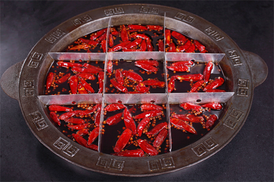 重慶哪家火鍋店好吃？說(shuō)實(shí)話自從它開業(yè)后，我沒去過(guò)別的店！_2