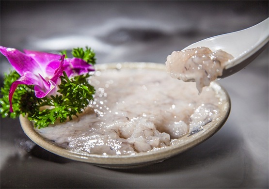 重慶好吃的火鍋店這么多，為什么排隊(duì)都要去這家店？_8