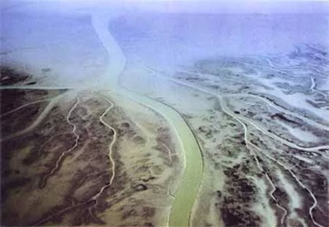 福能達(dá)空氣制水機(jī)為解決用水危機(jī)貢獻(xiàn)一份力量（圖）_3